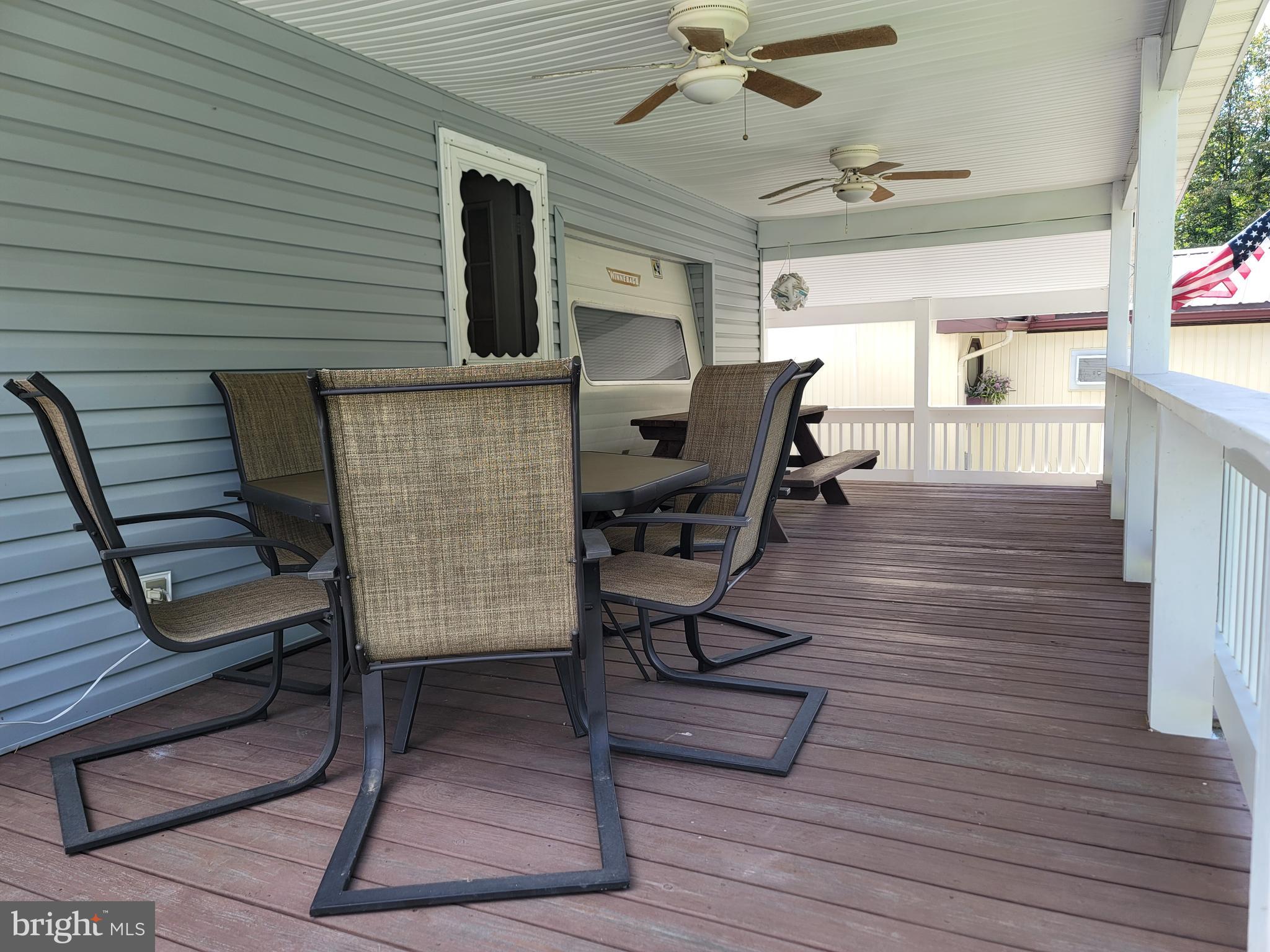 RIVER BEND - Residential