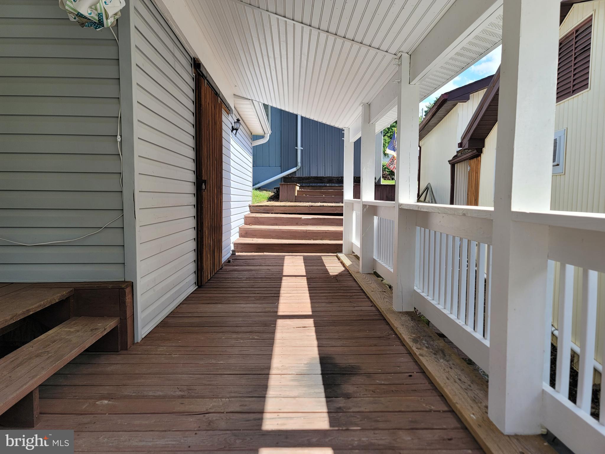 RIVER BEND - Residential