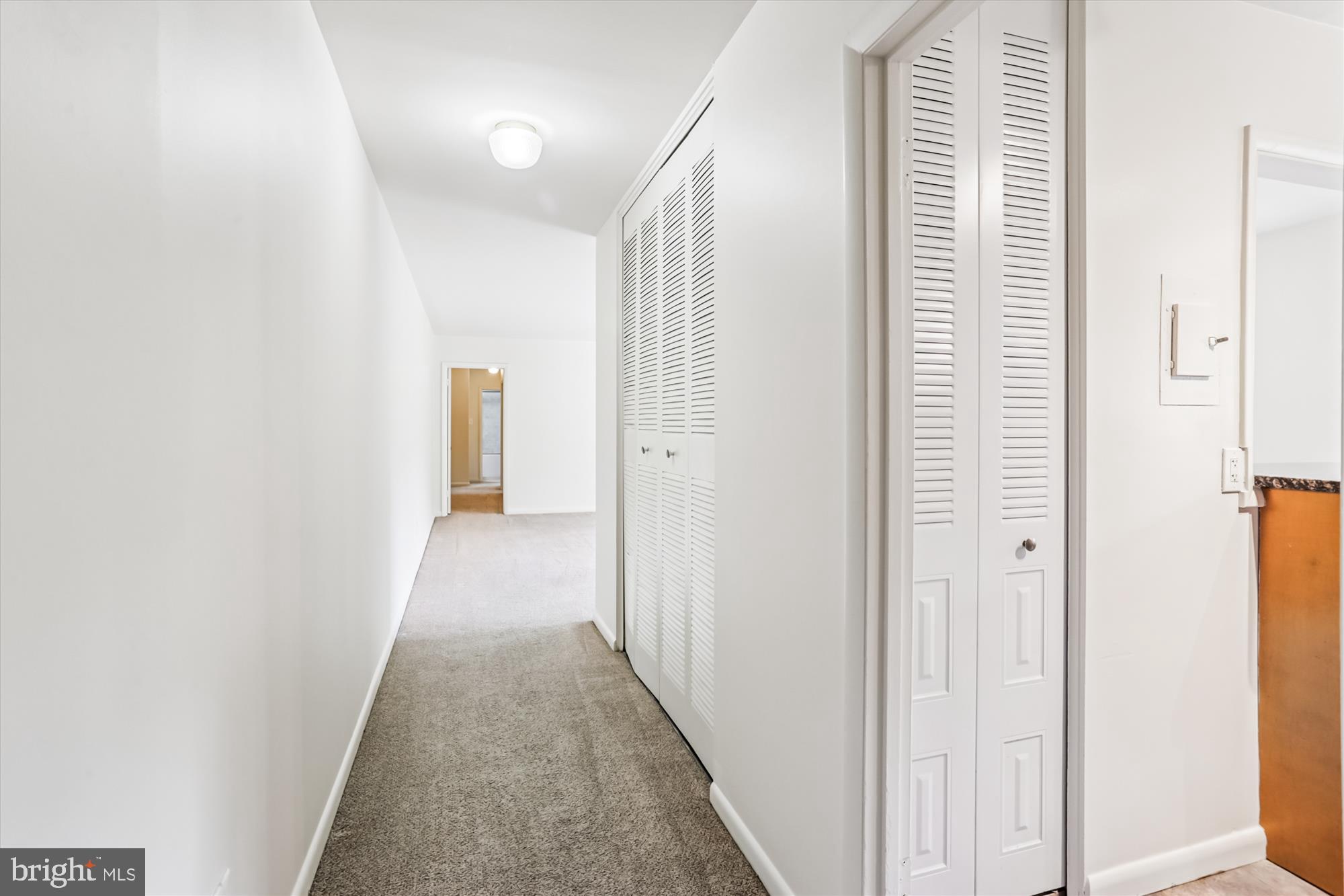 PARKSIDE CONDOMINIUMS - Residential