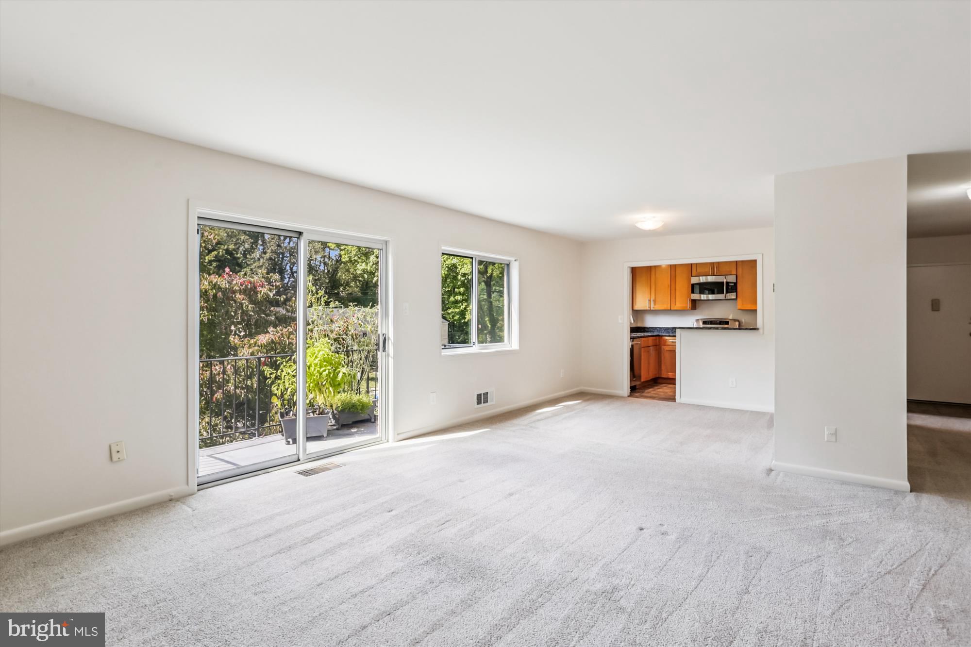 PARKSIDE CONDOMINIUMS - Residential