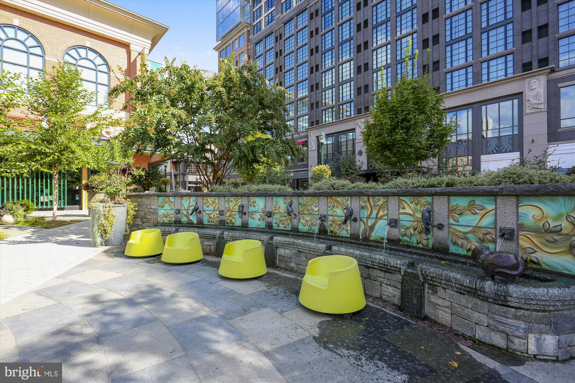 PARKSIDE CONDOMINIUMS - Residential