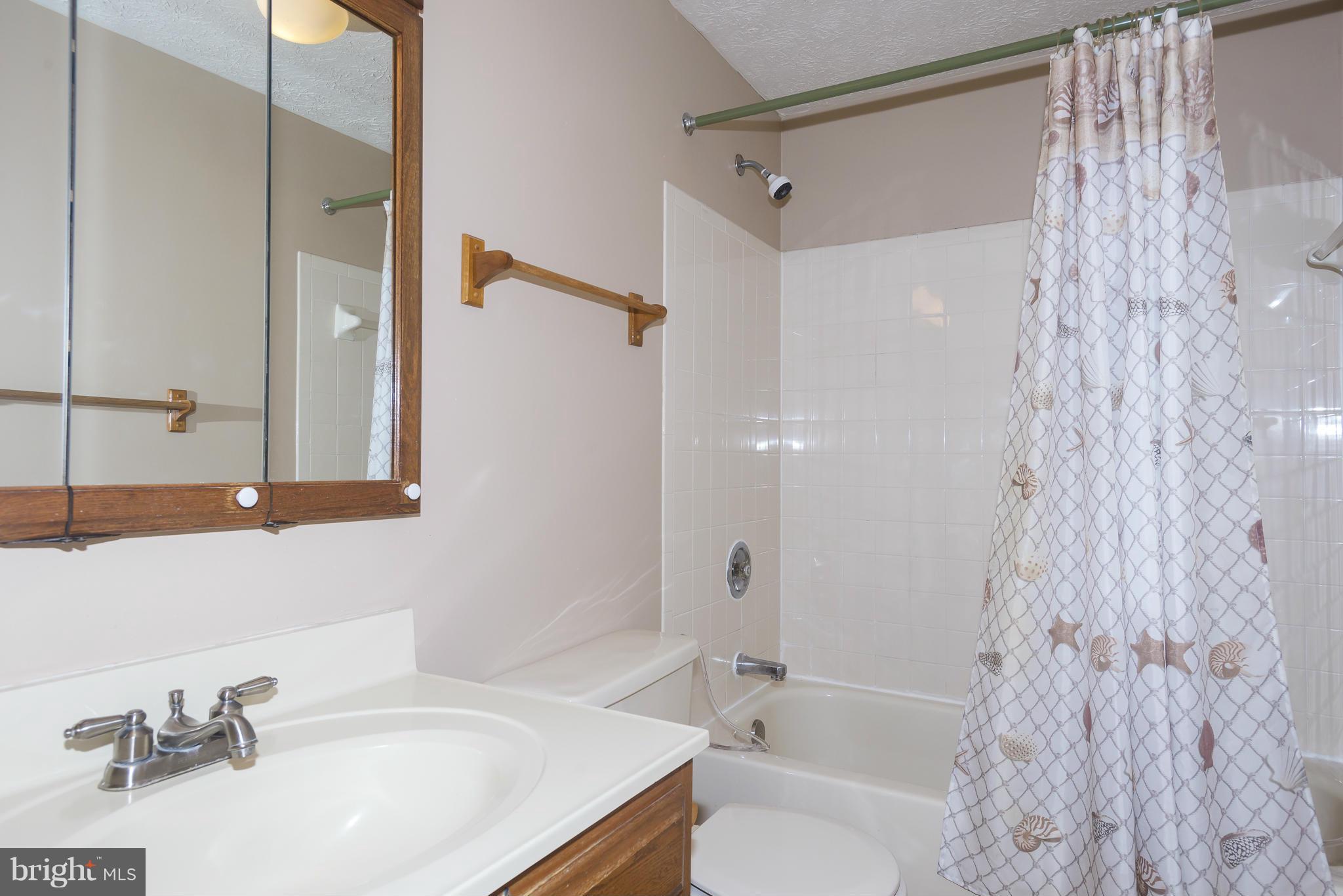 BOWLING BROOK FARMS - Residential