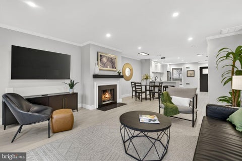 Townhouse For Sale - 1409 South Capitol Street<br/> WASHINGTON, DC 20003