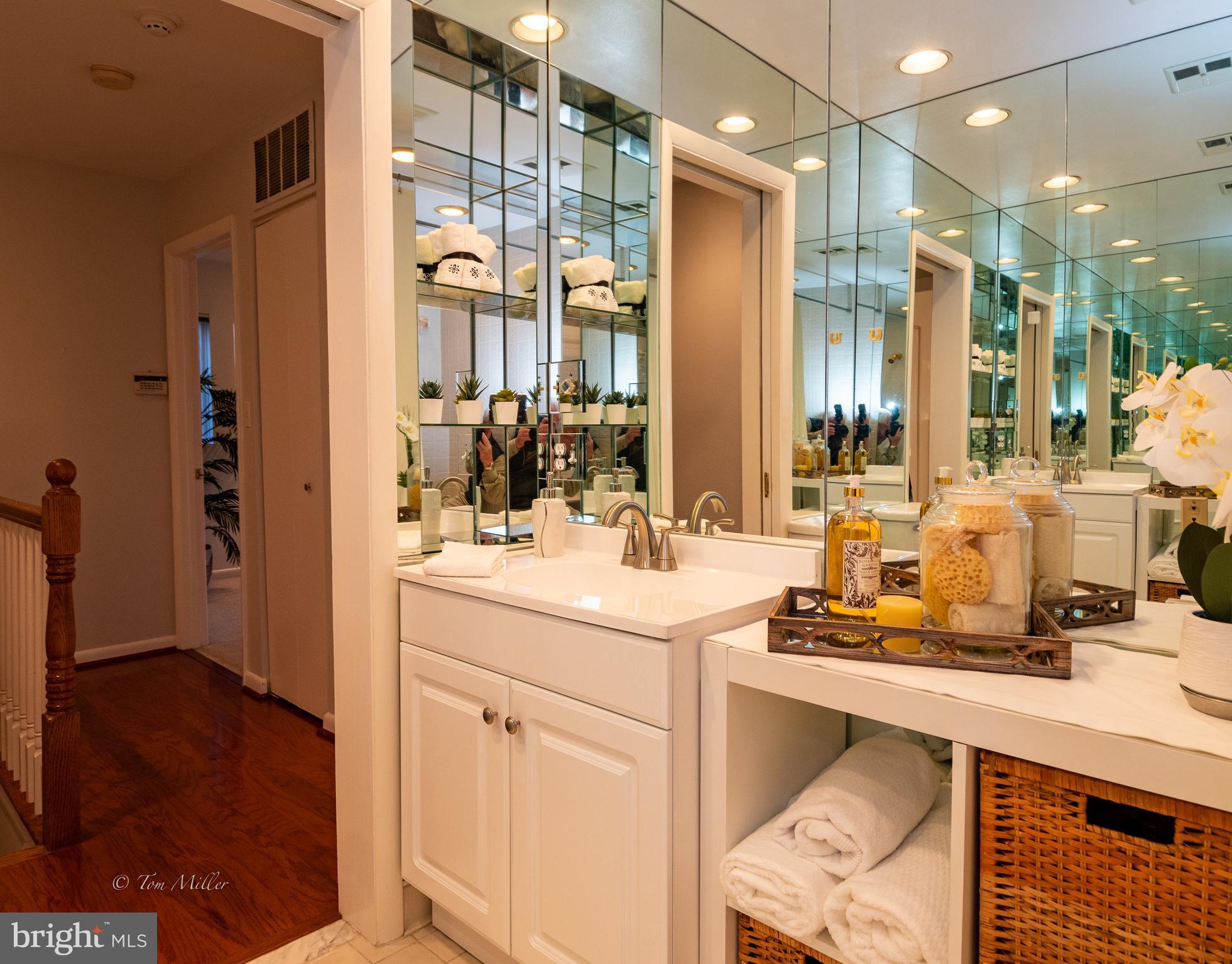 CHESAPEAKE STONE MANOR - Residential