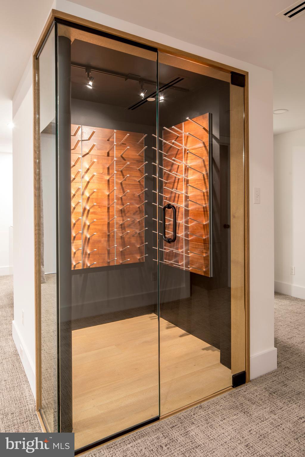 WAYNEFIELD - Residential