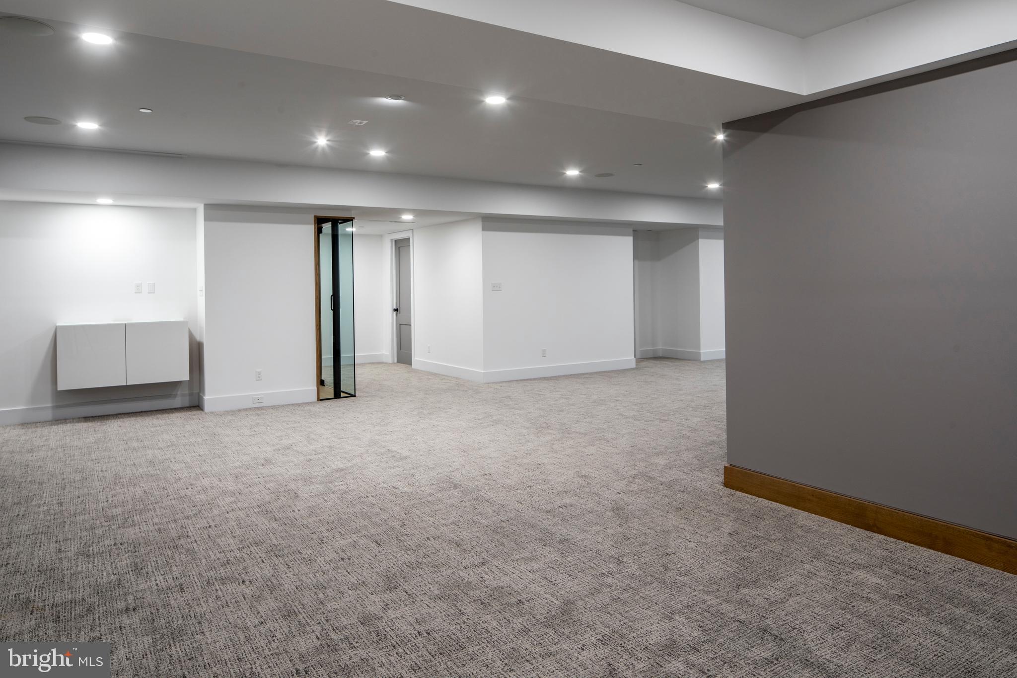 WAYNEFIELD - Residential