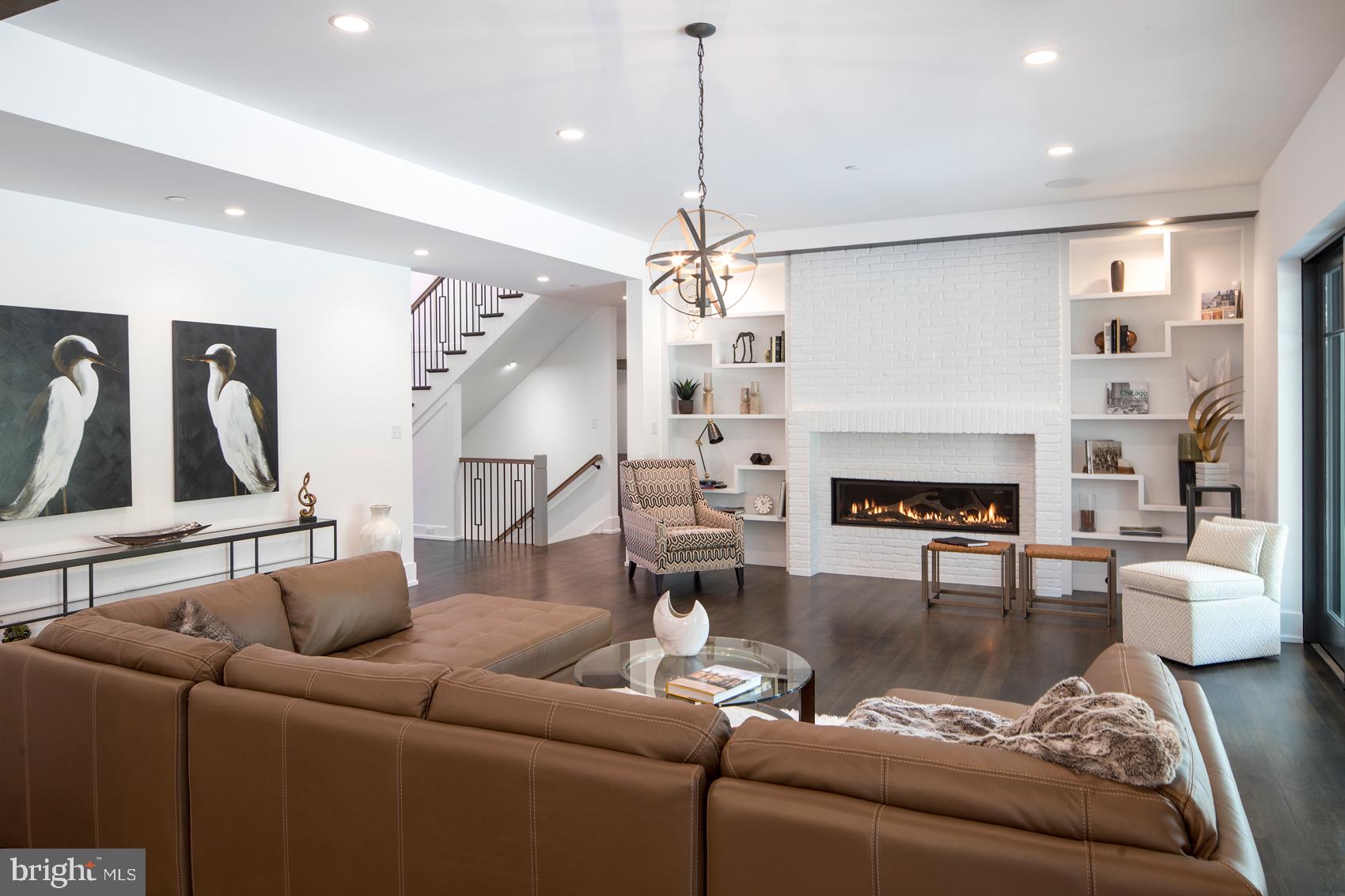 WAYNEFIELD - Residential