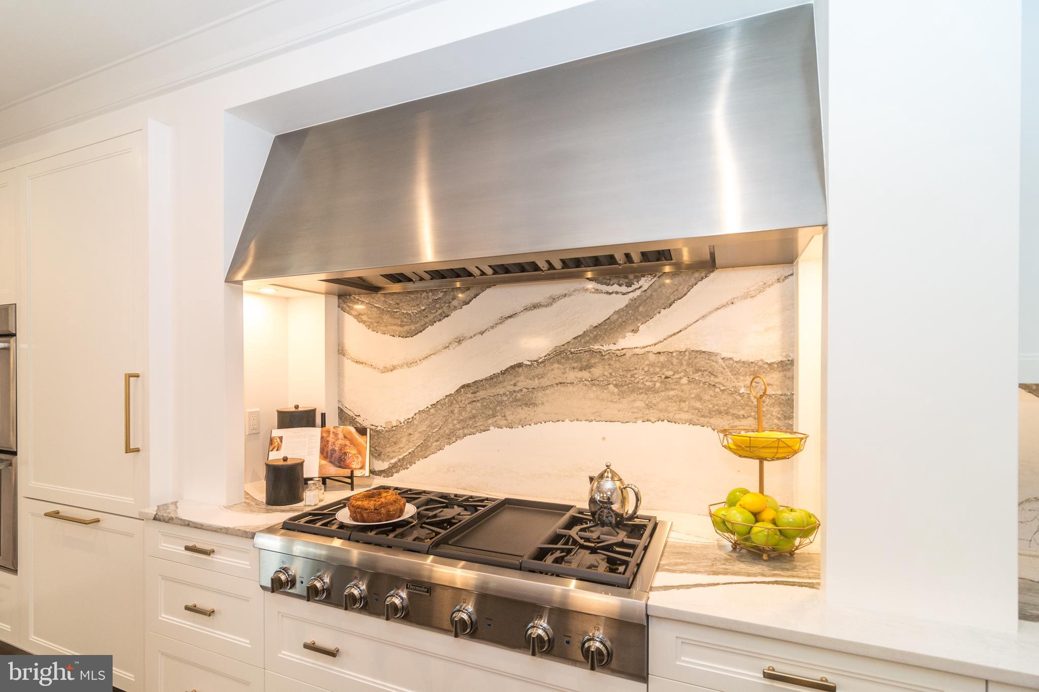 WAYNEFIELD - Residential