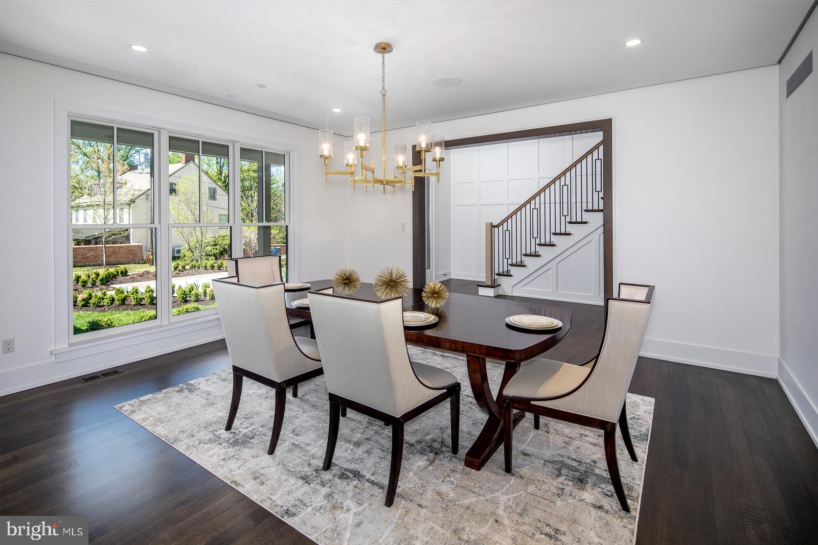 WAYNEFIELD - Residential