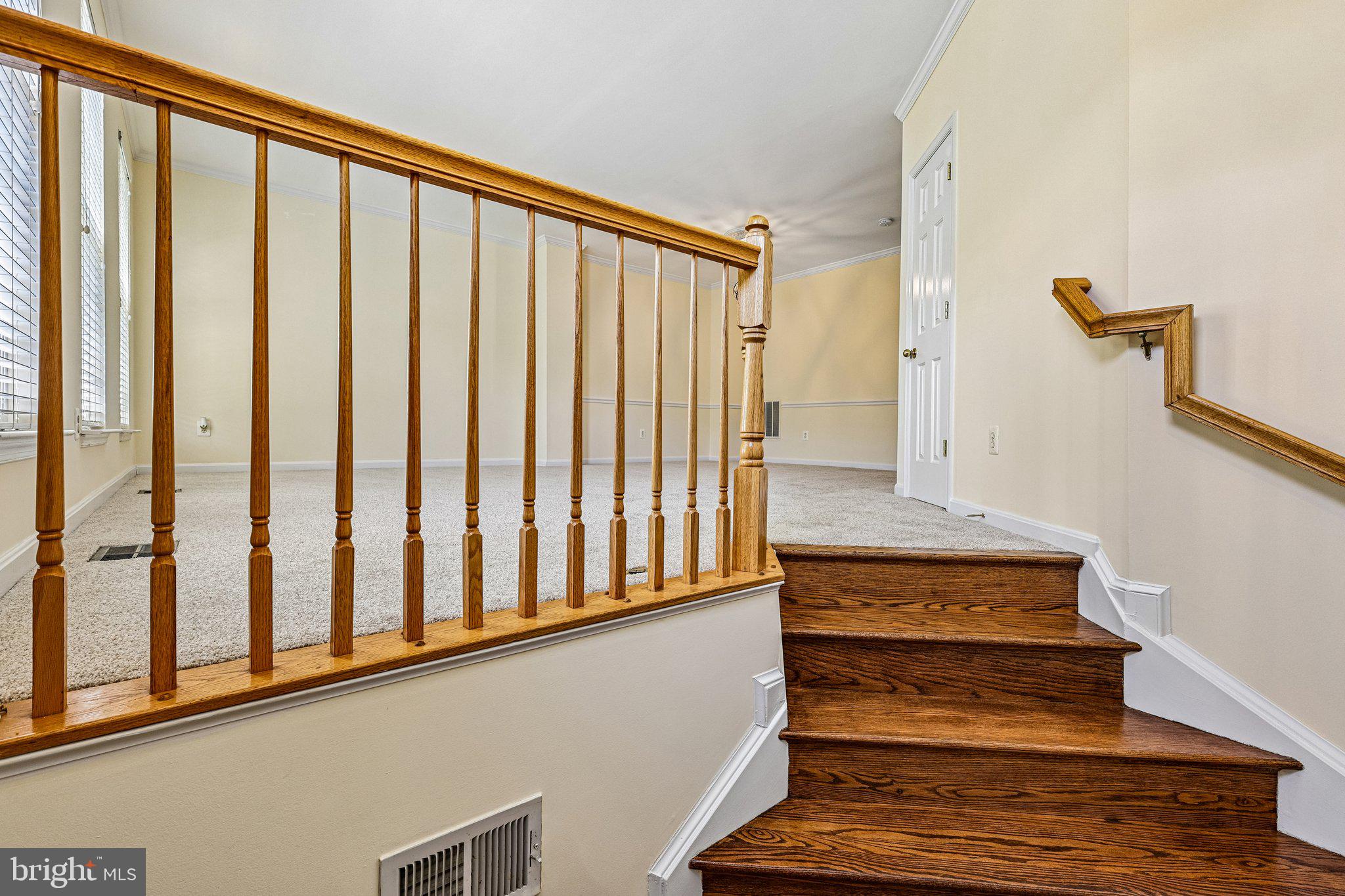 26071 NIMBLETON SQUARE