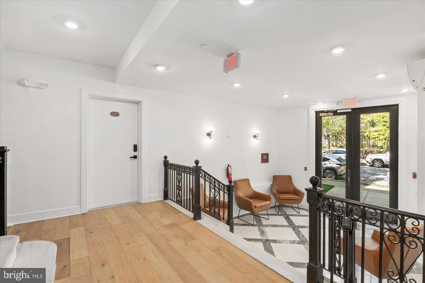2869 28TH NW 4