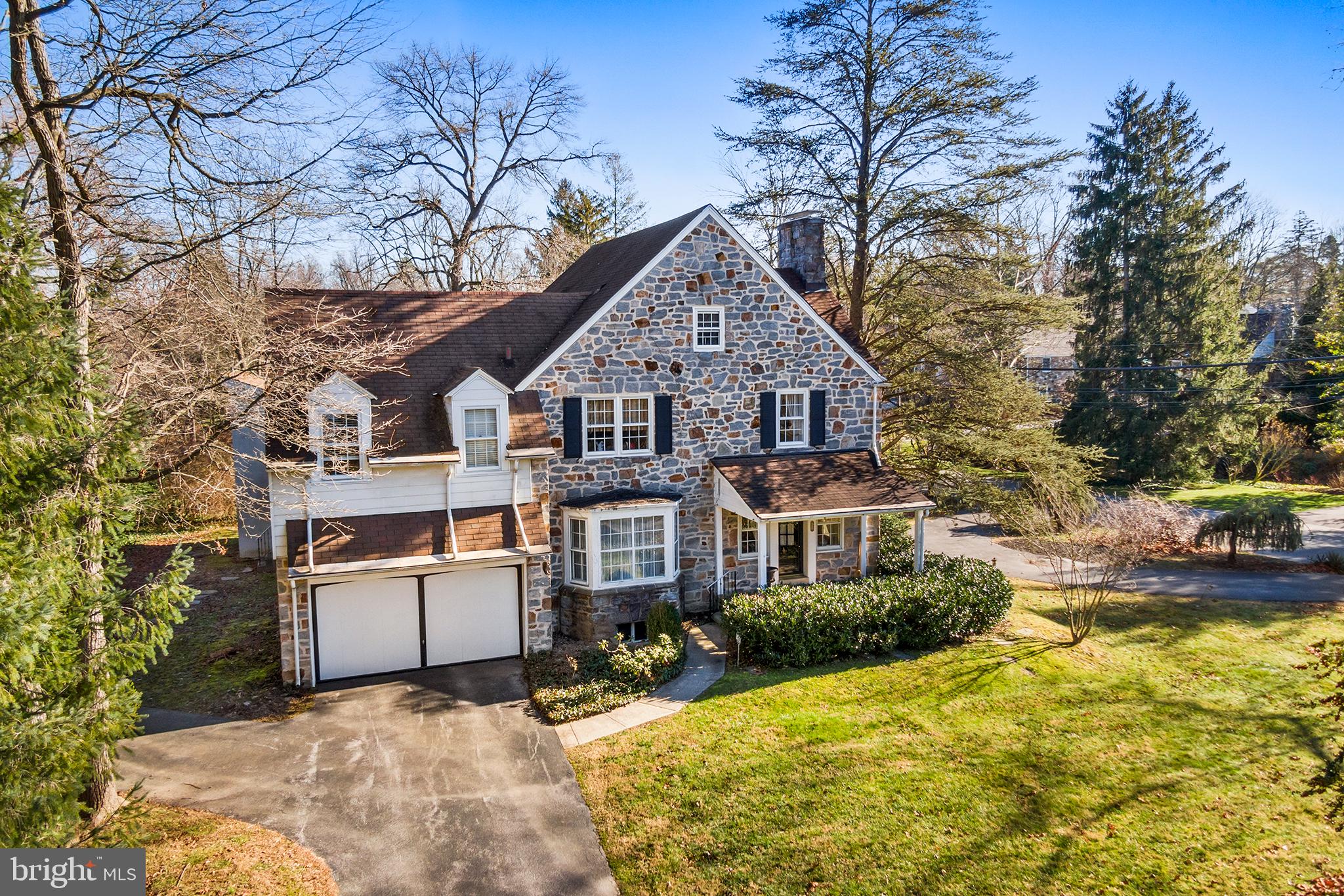 STRAFFORD VILLAGE - Residential