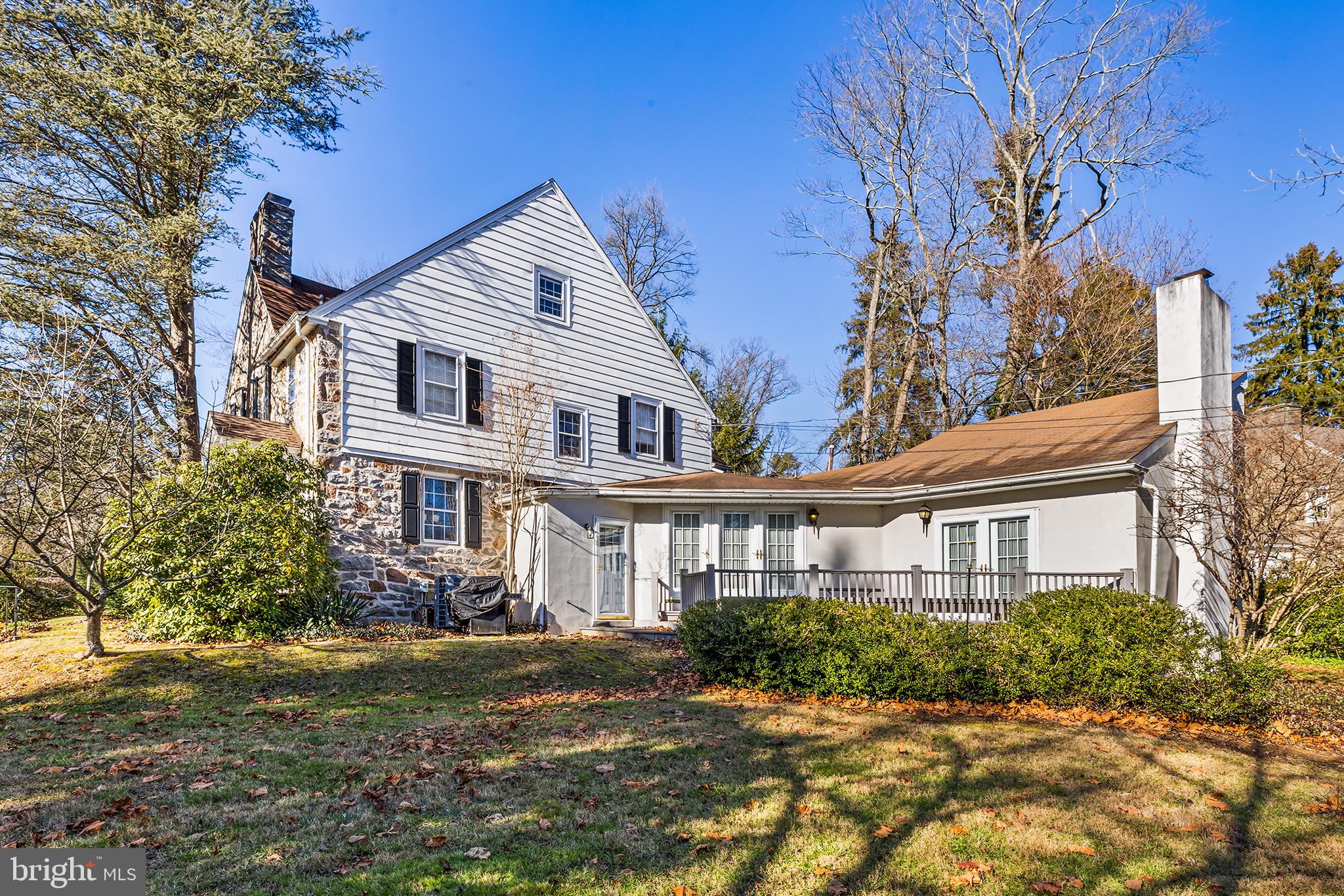 STRAFFORD VILLAGE - Residential