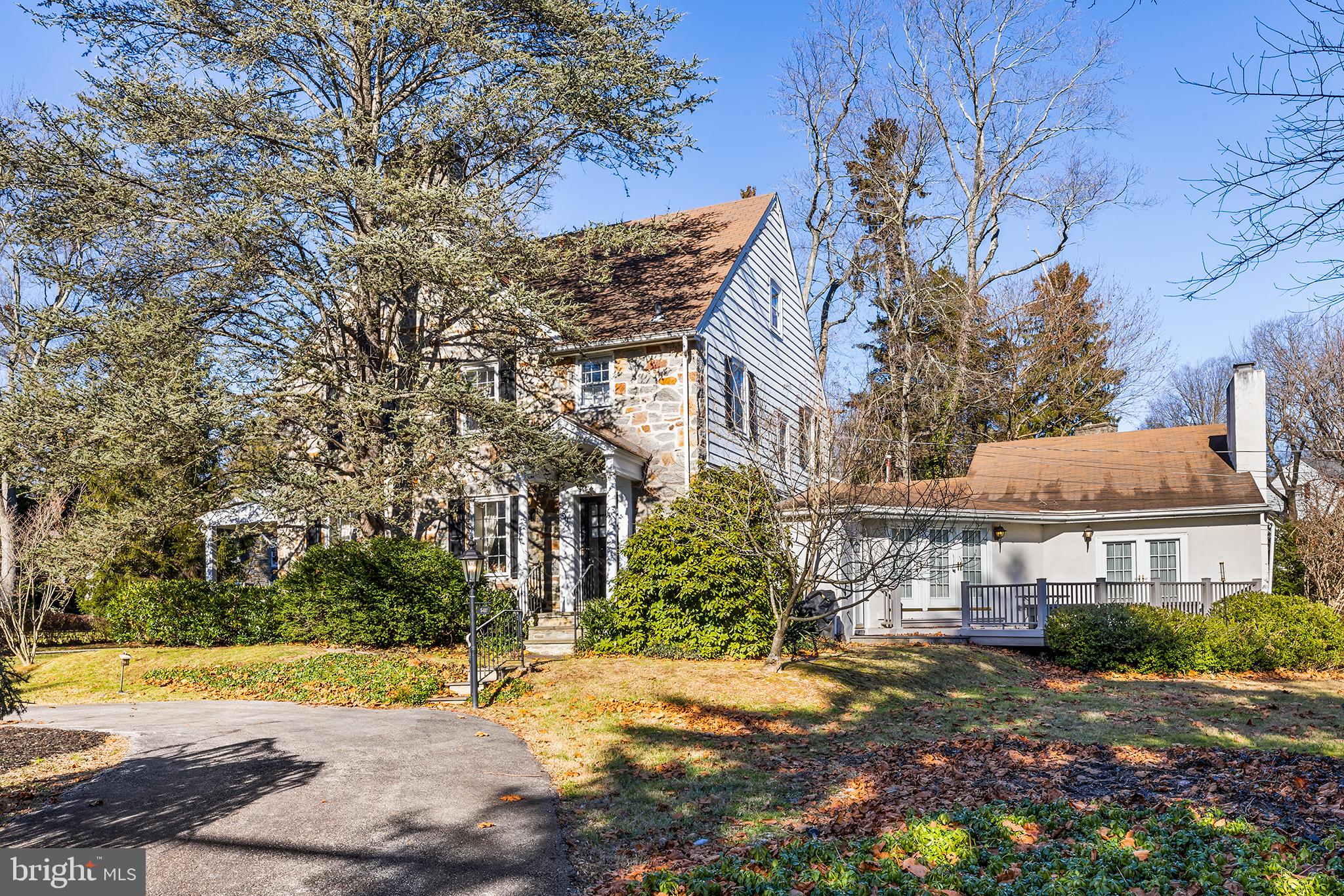 STRAFFORD VILLAGE - Residential