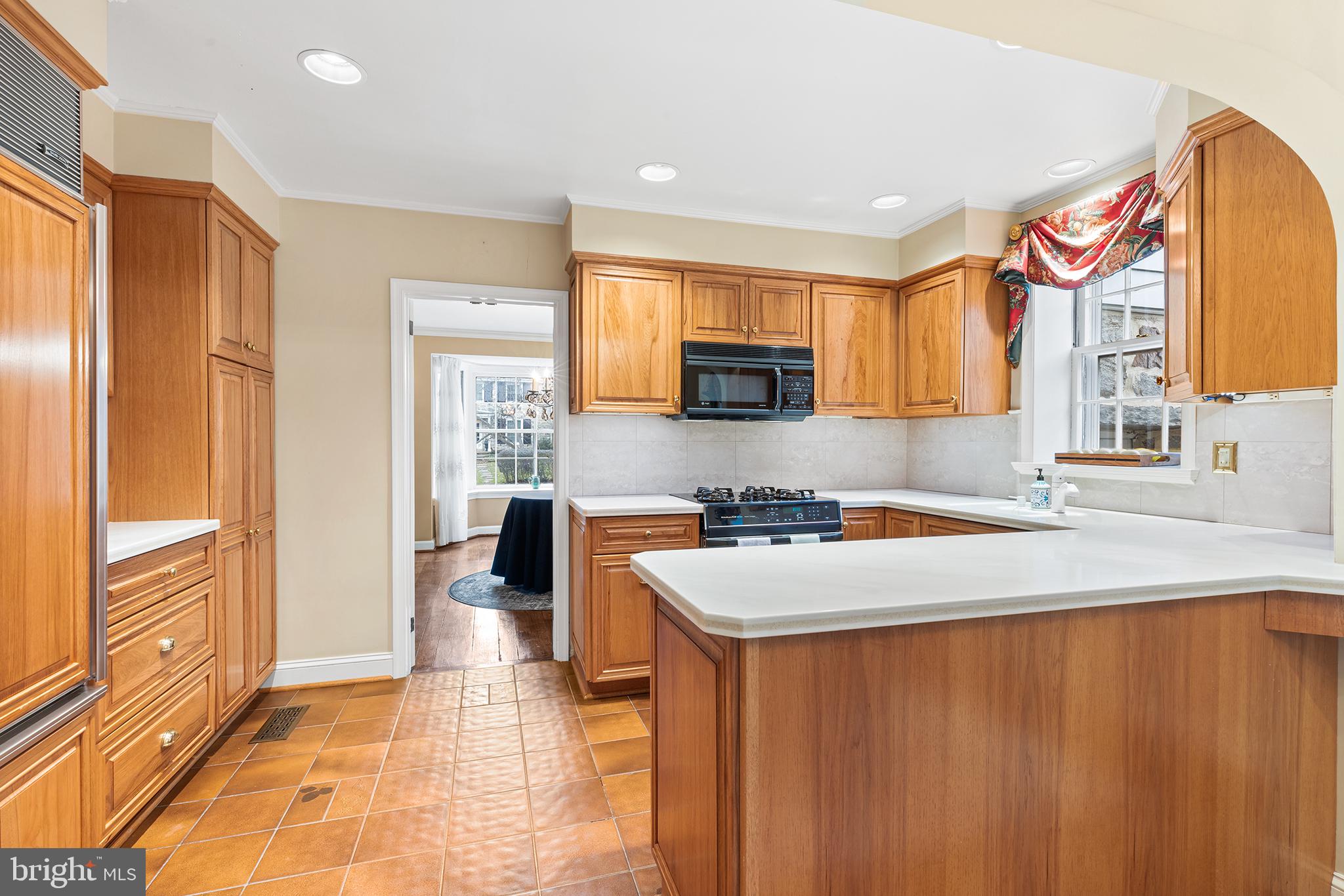 STRAFFORD VILLAGE - Residential