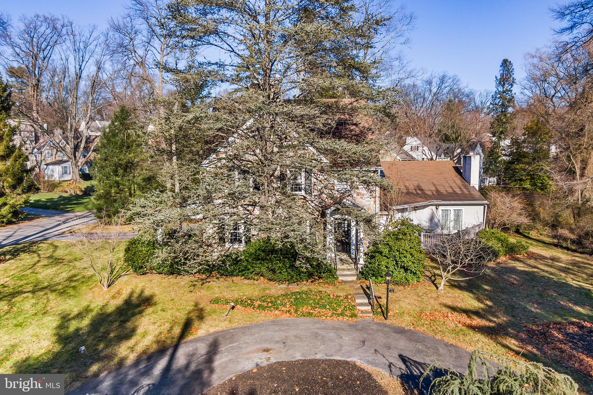 STRAFFORD VILLAGE - Residential