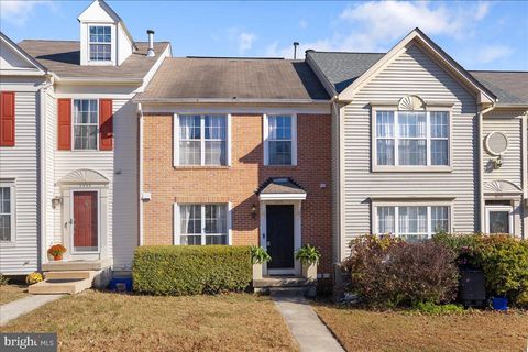 2076 BOWLINE LOOP WOODBRIDGE VA 22192