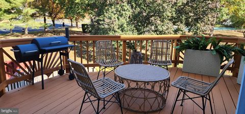2076 BOWLINE LOOP WOODBRIDGE VA 22192