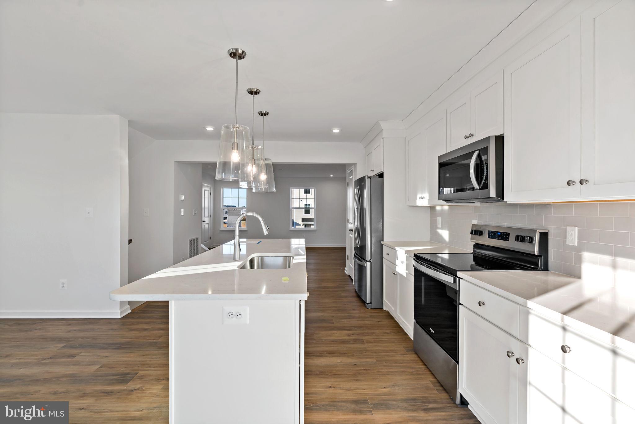 SOUTH BROOK - Residential