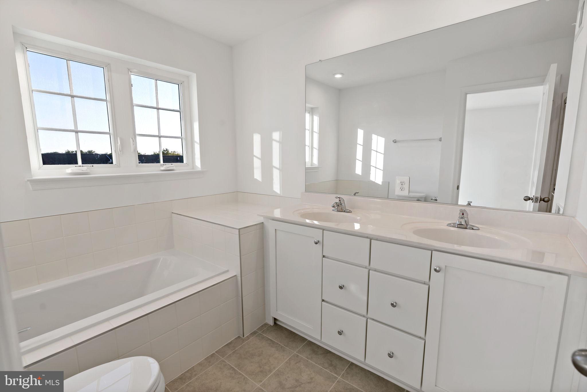 SOUTH BROOK - Residential