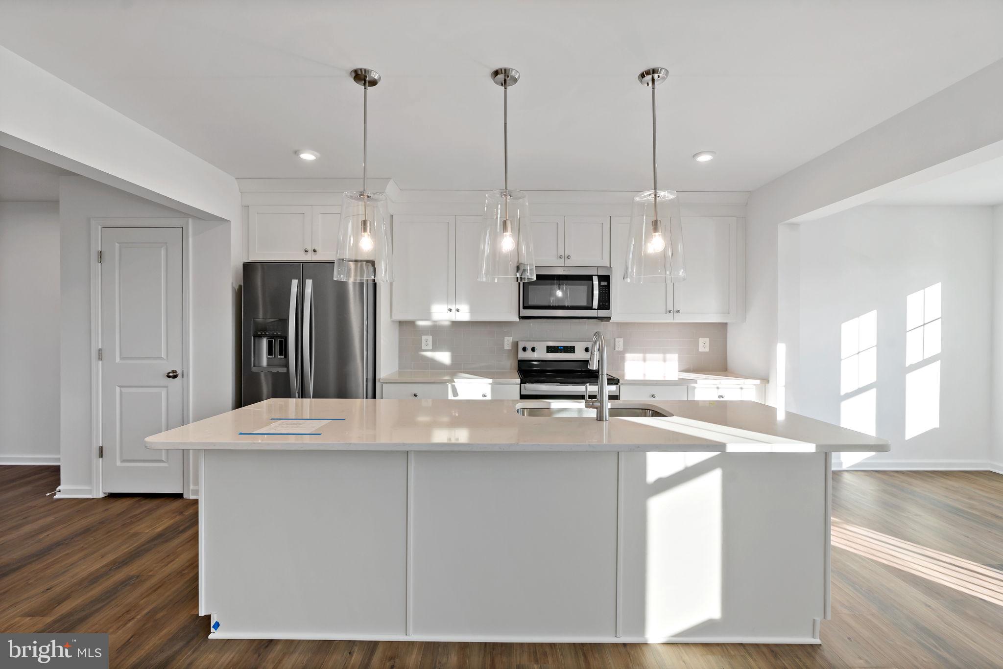 SOUTH BROOK - Residential