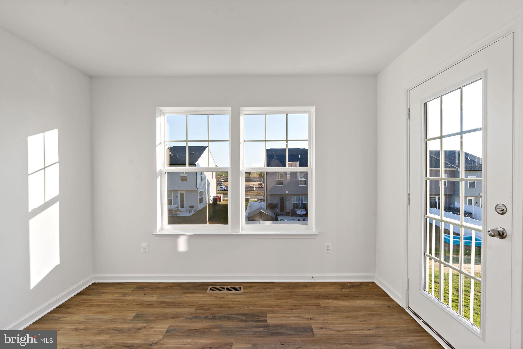 SOUTH BROOK - Residential