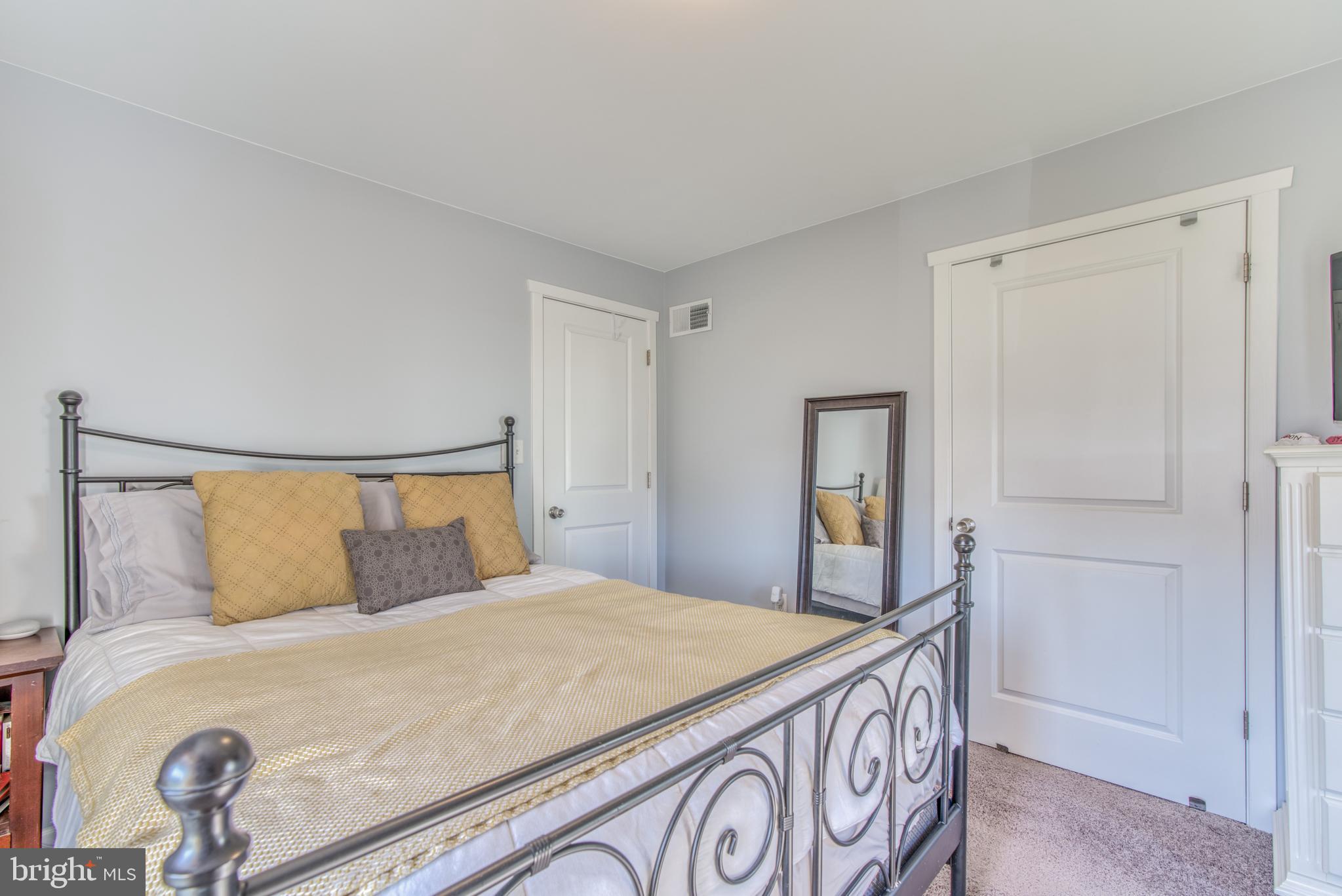 PERRYVILLE - Residential