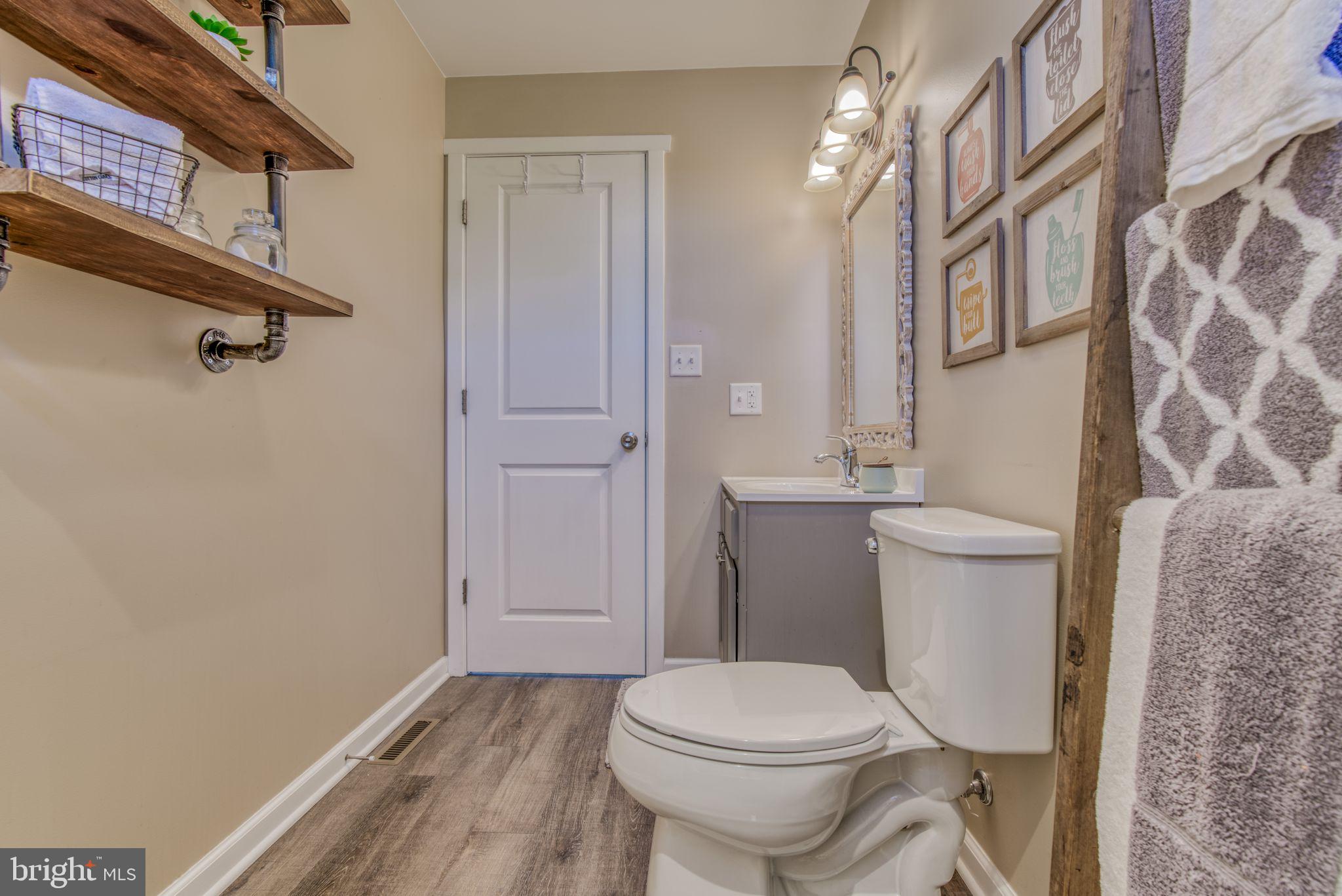 PERRYVILLE - Residential