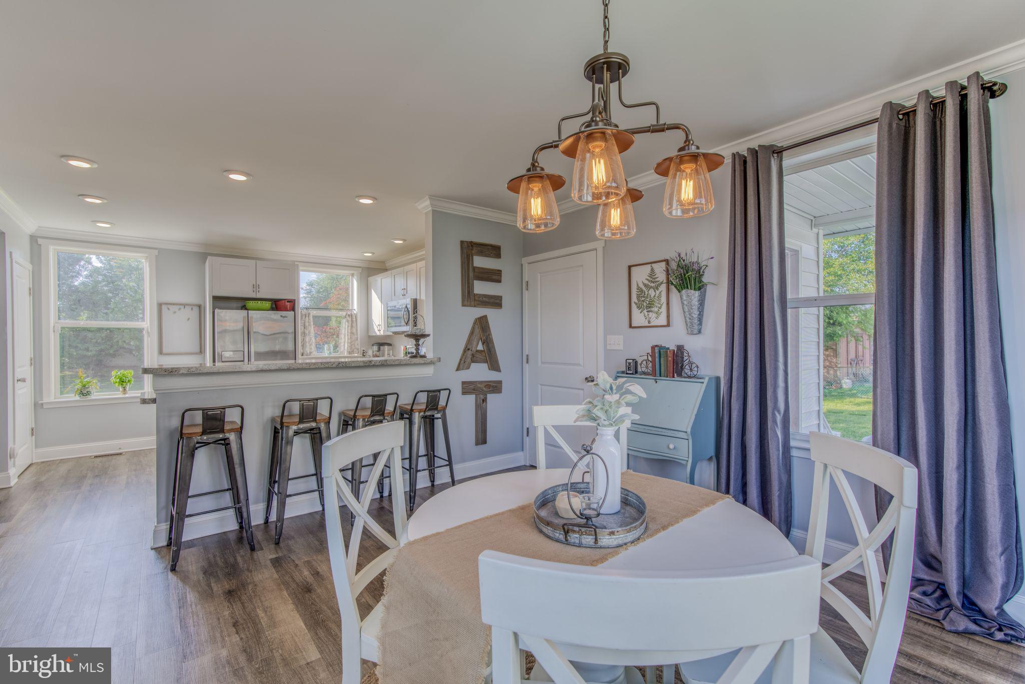 PERRYVILLE - Residential