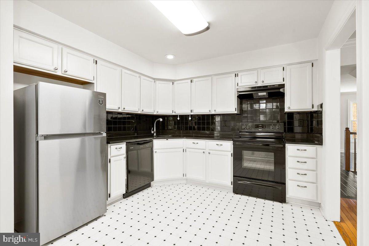 KINGSBROOK - Residential