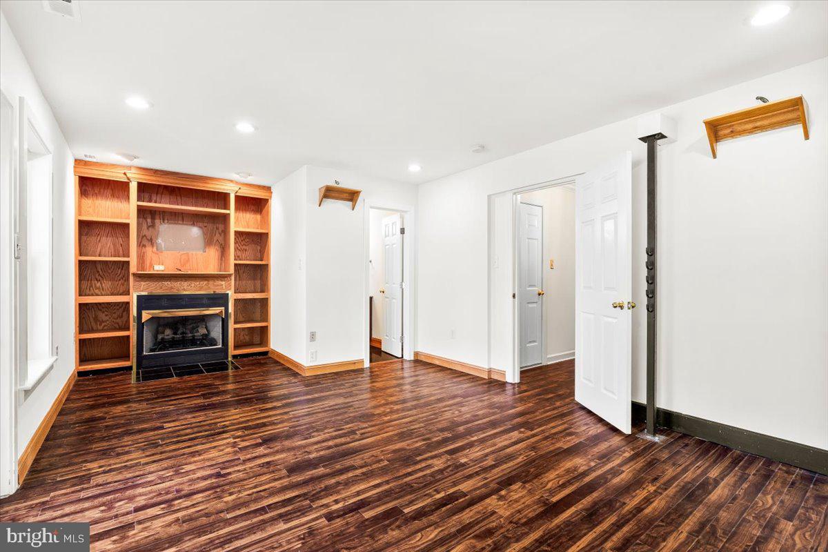 KINGSBROOK - Residential