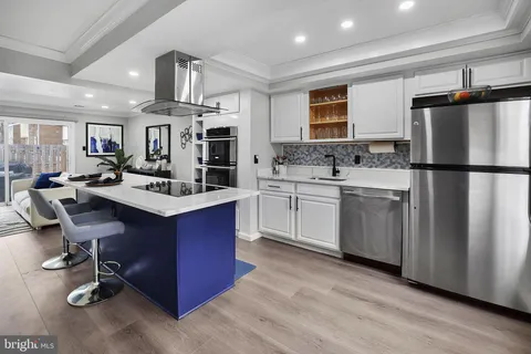10023 Campus Way S Unit 113, Upper Marlboro, MD MLS: MDPG2137132