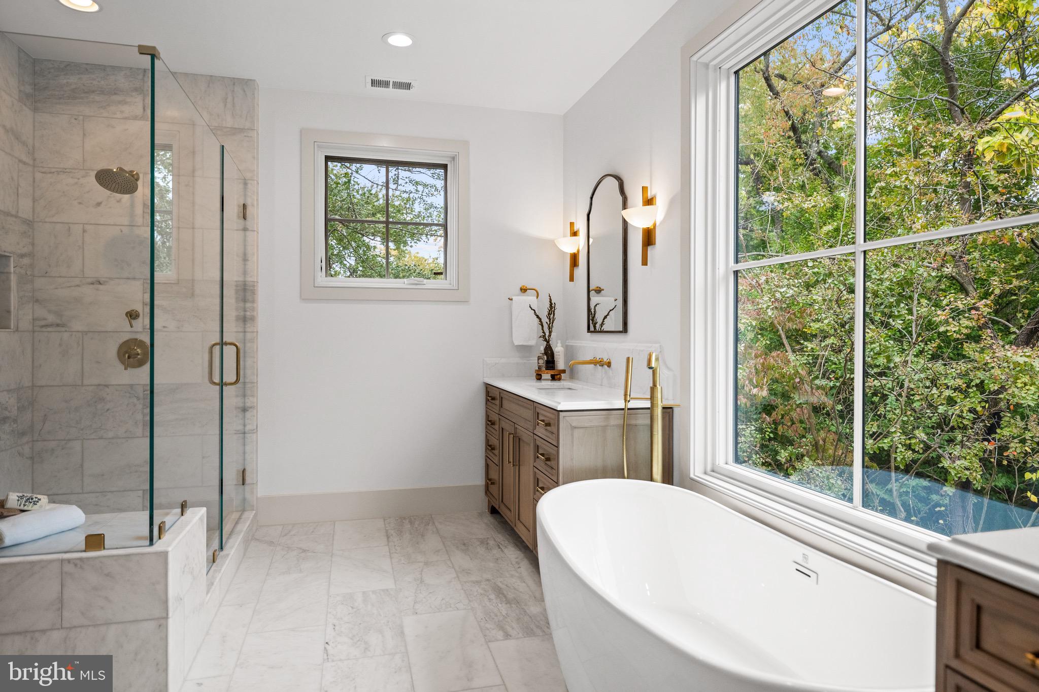 MAYWOOD - Residential