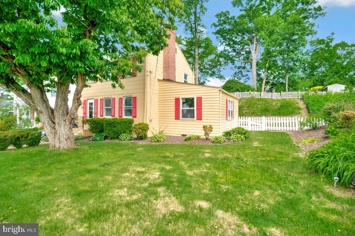 DOMINION HILLS - Residential