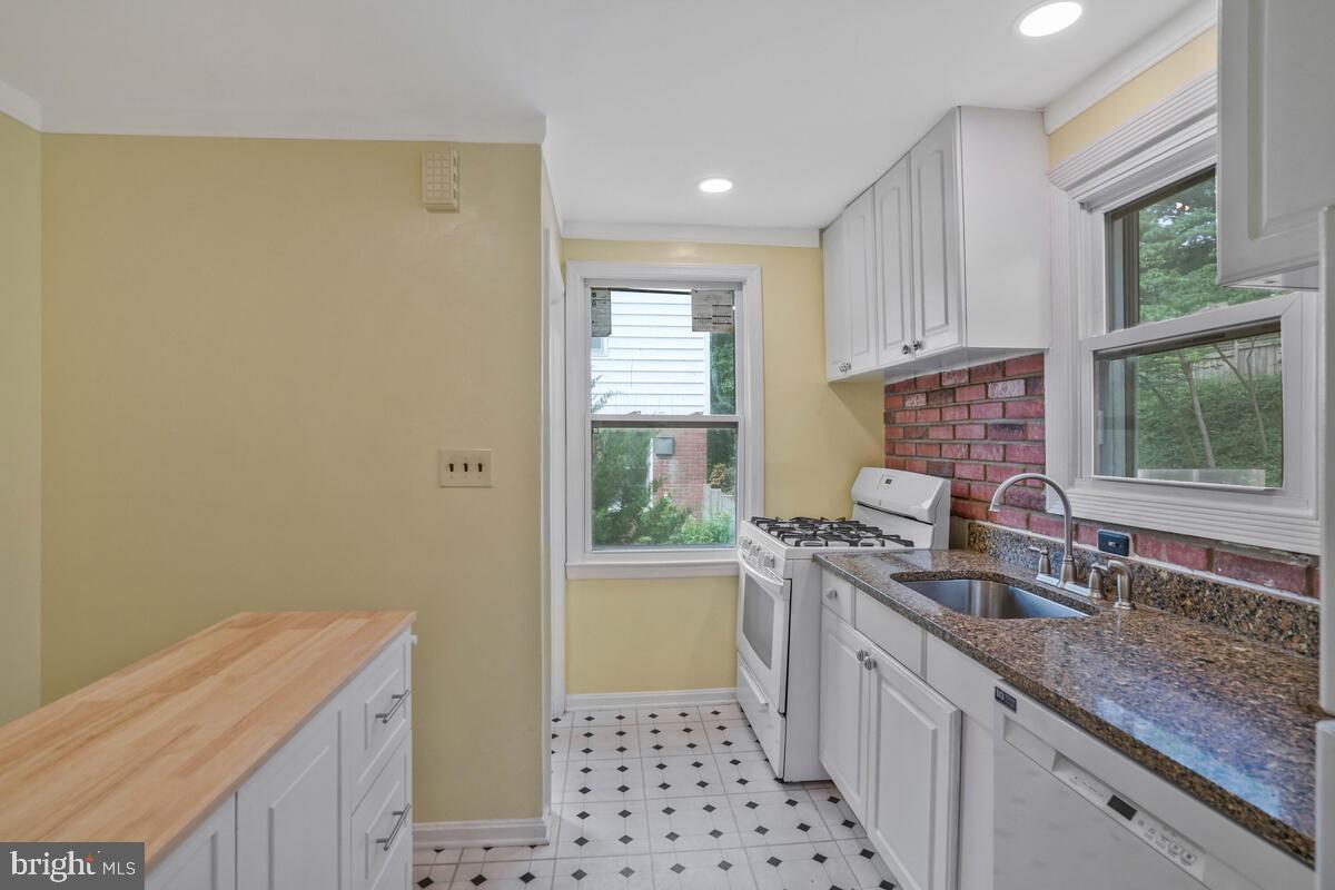 DOMINION HILLS - Residential