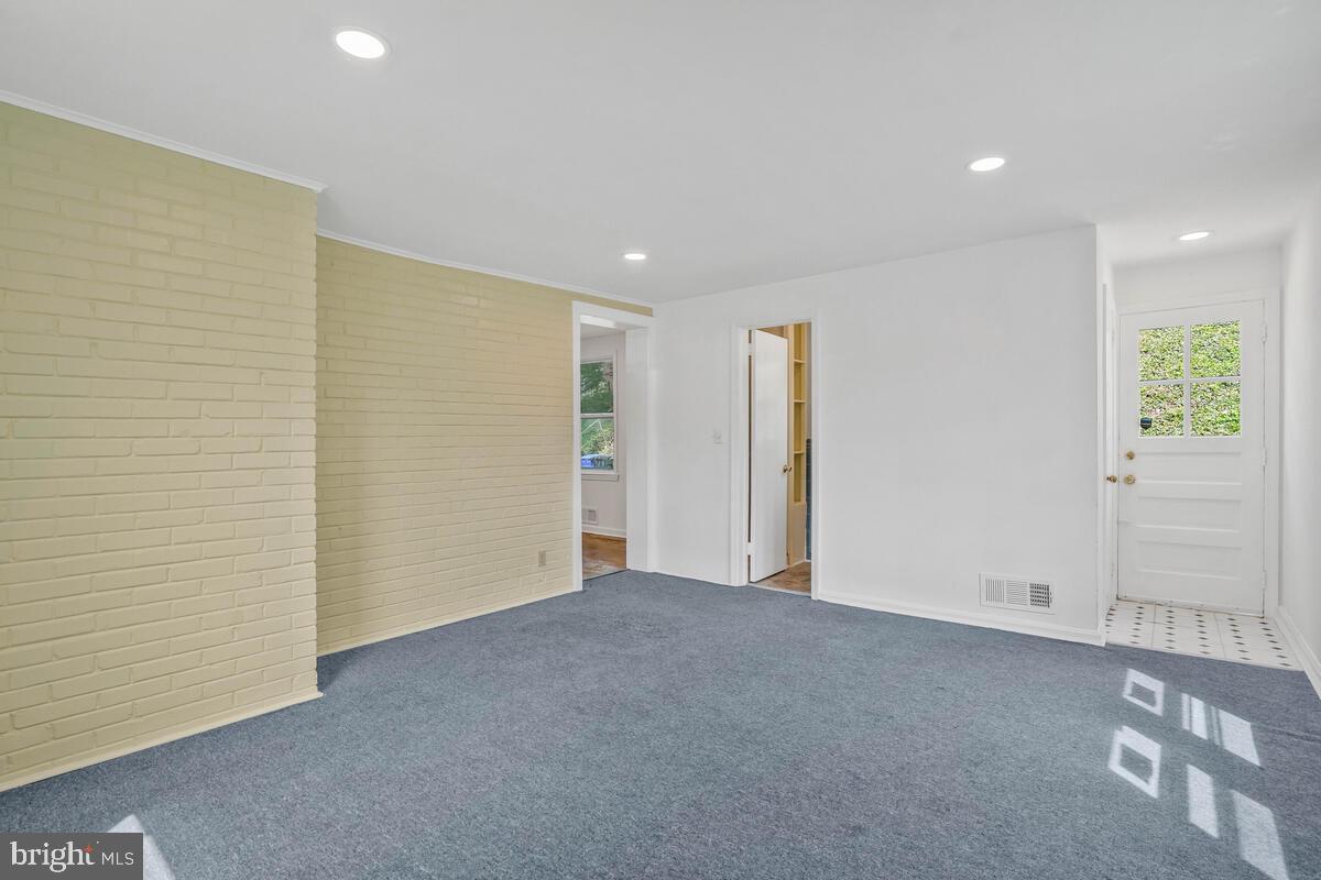 DOMINION HILLS - Residential