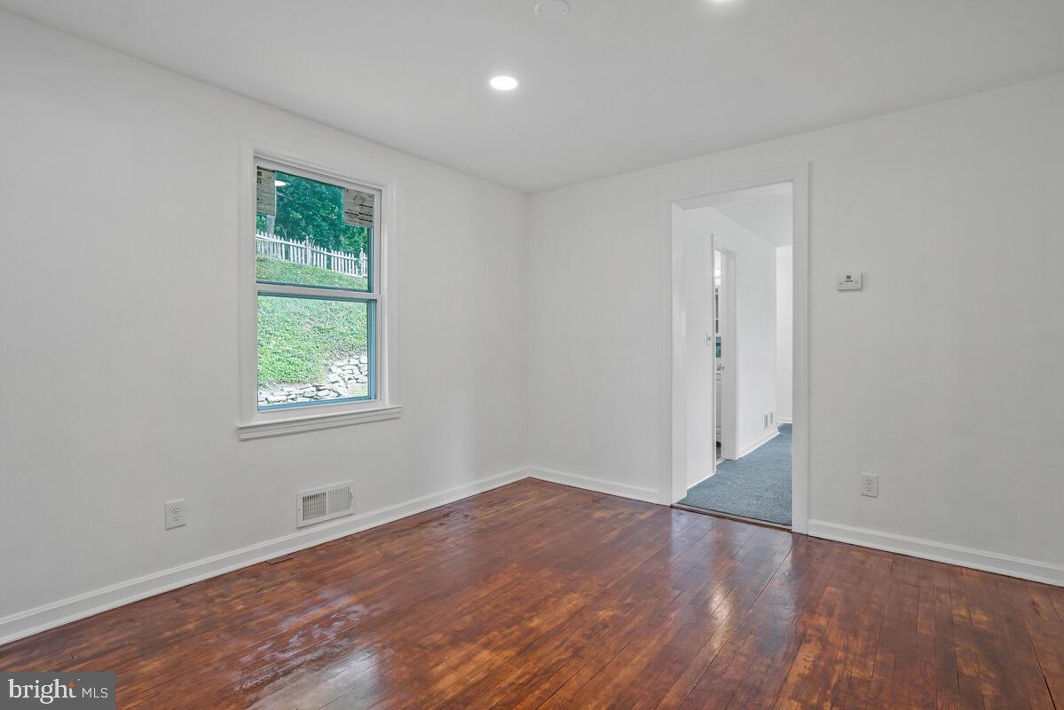 DOMINION HILLS - Residential