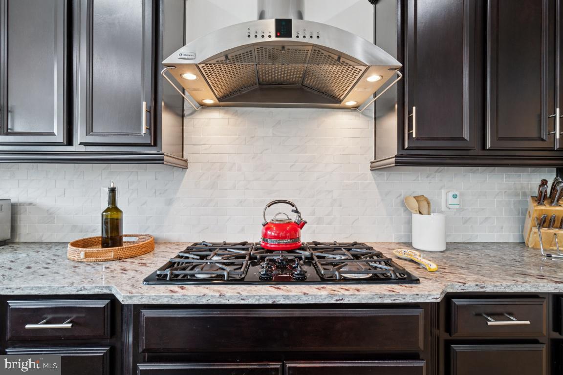 GROVE AT WILLOWSFORD - Residential