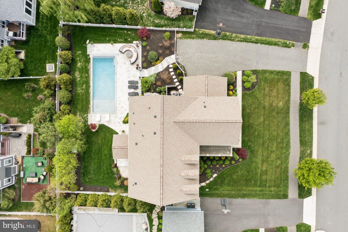 GROVE AT WILLOWSFORD - Residential