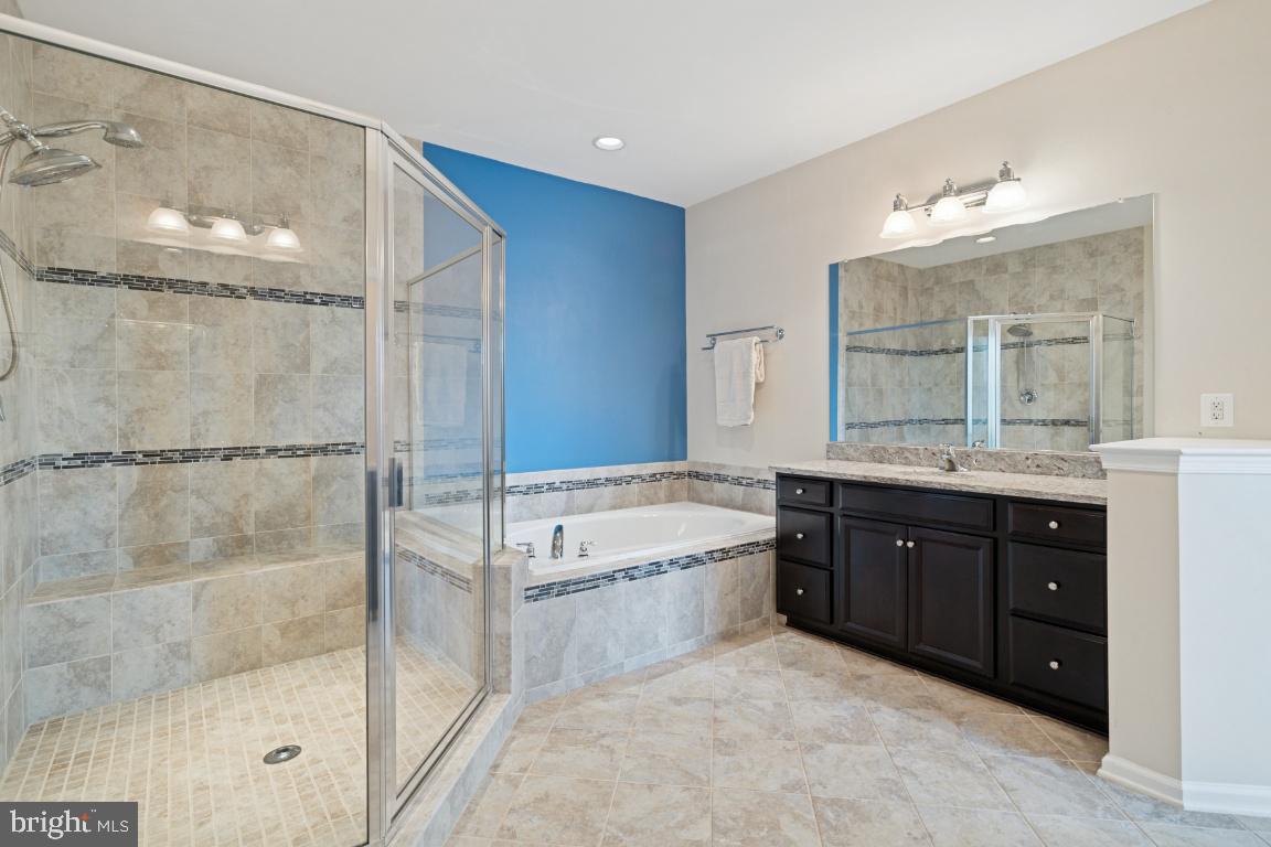 GROVE AT WILLOWSFORD - Residential