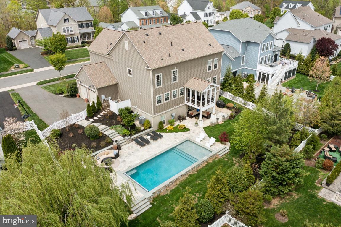 GROVE AT WILLOWSFORD - Residential