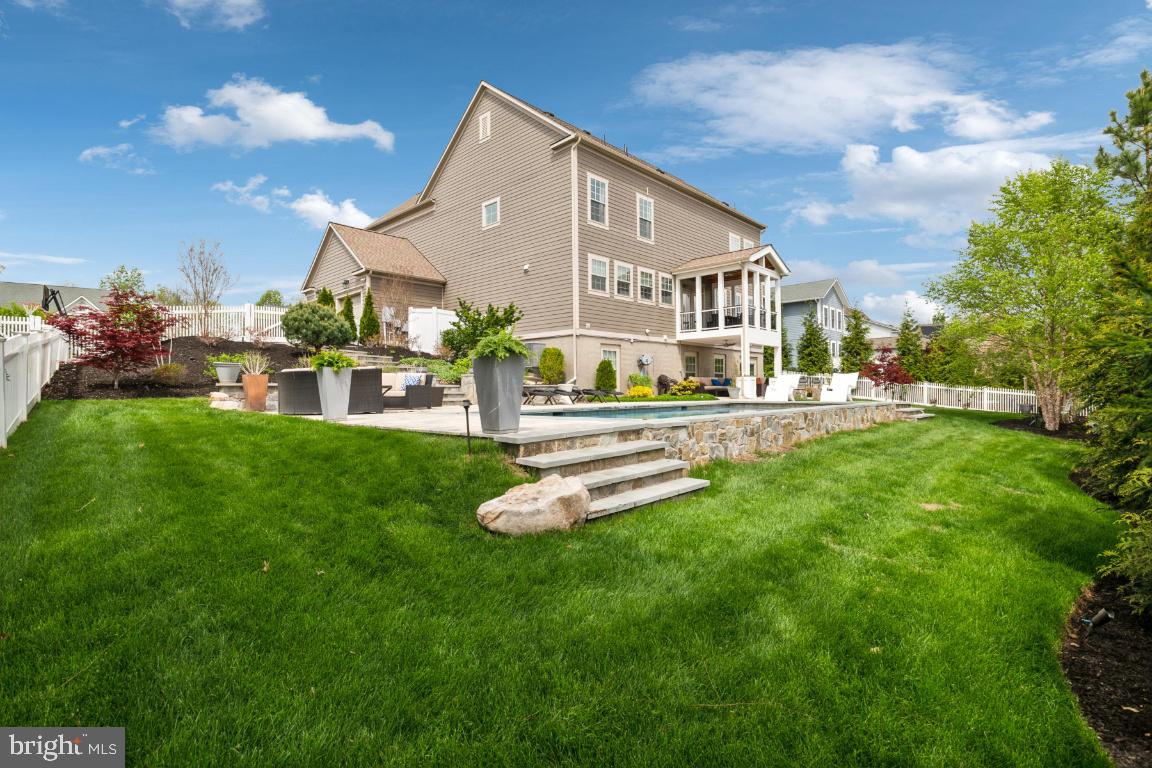 GROVE AT WILLOWSFORD - Residential