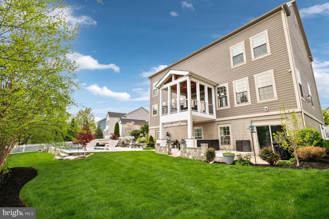 GROVE AT WILLOWSFORD - Residential