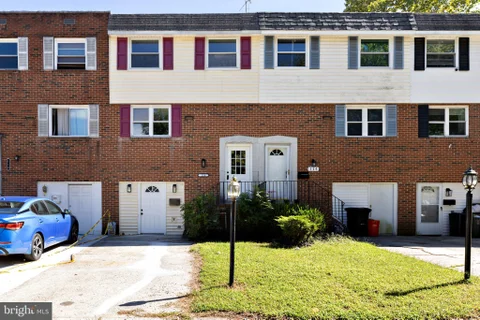 MLS: NJCD2126538