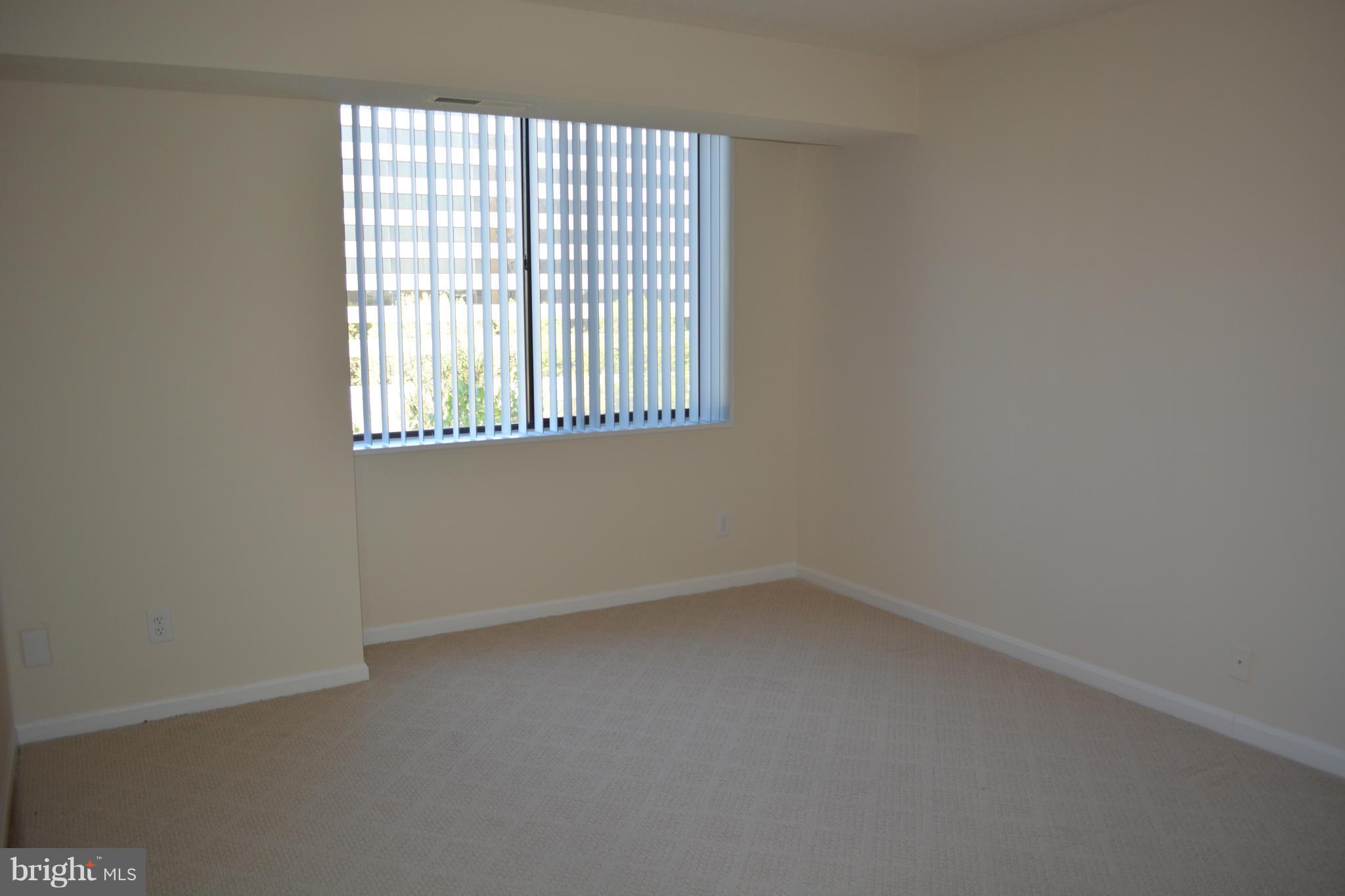 SKYLINE HOUSE - Residential Lease