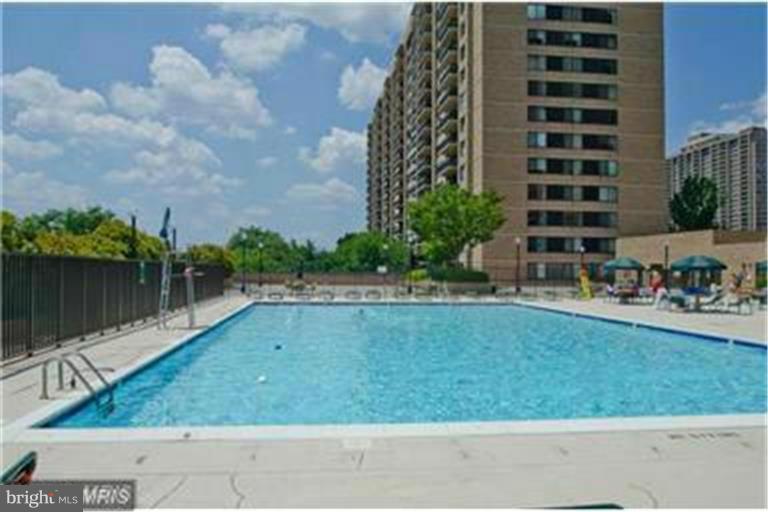 SKYLINE HOUSE - Residential Lease