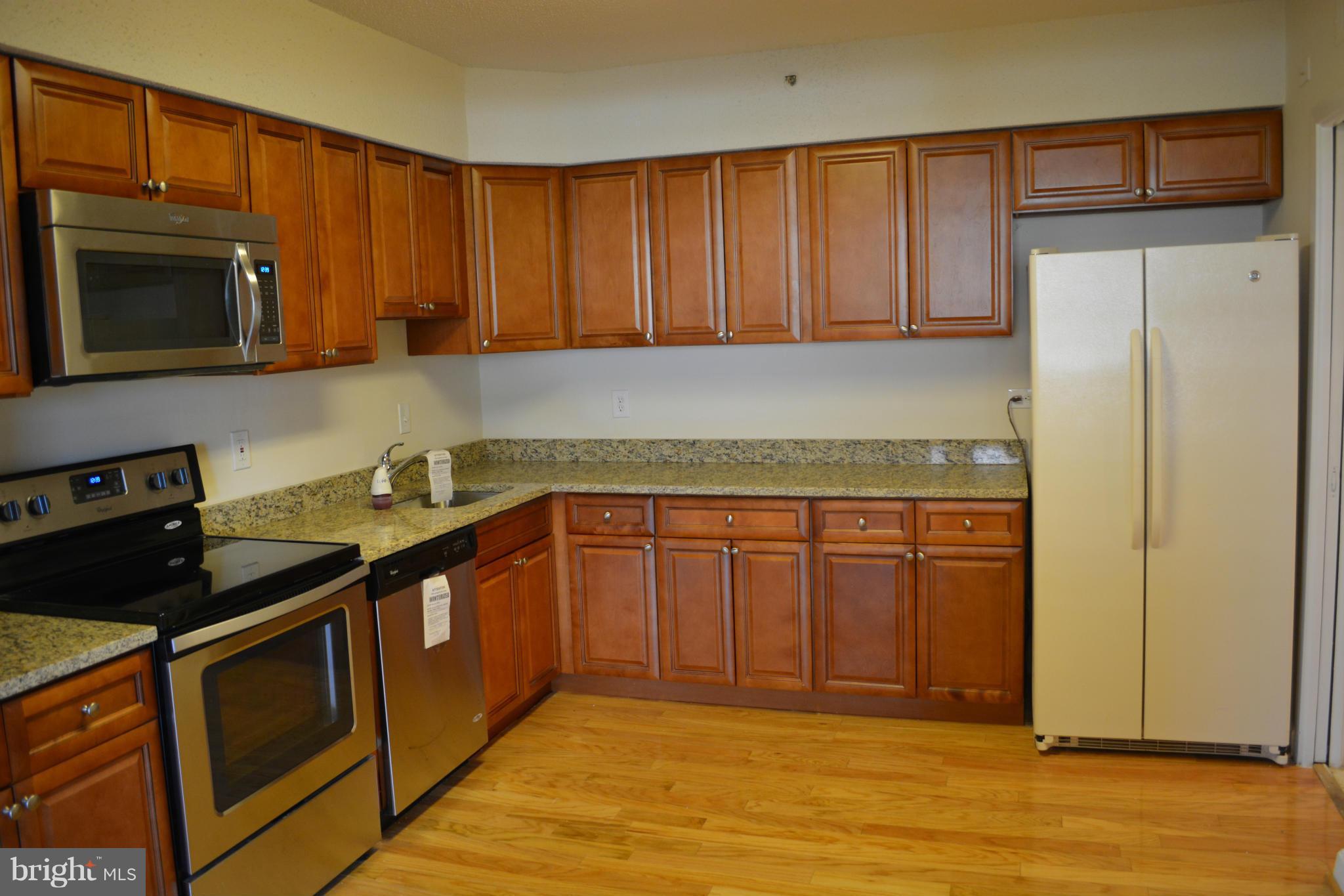 SKYLINE HOUSE - Residential Lease