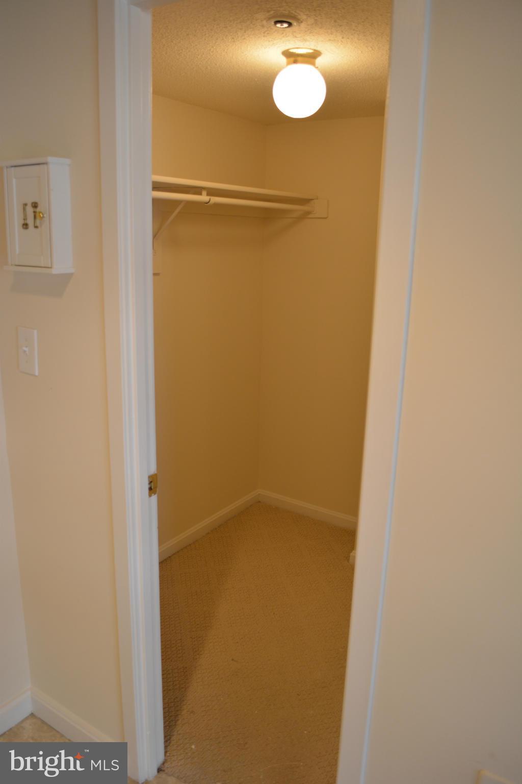 SKYLINE HOUSE - Residential Lease