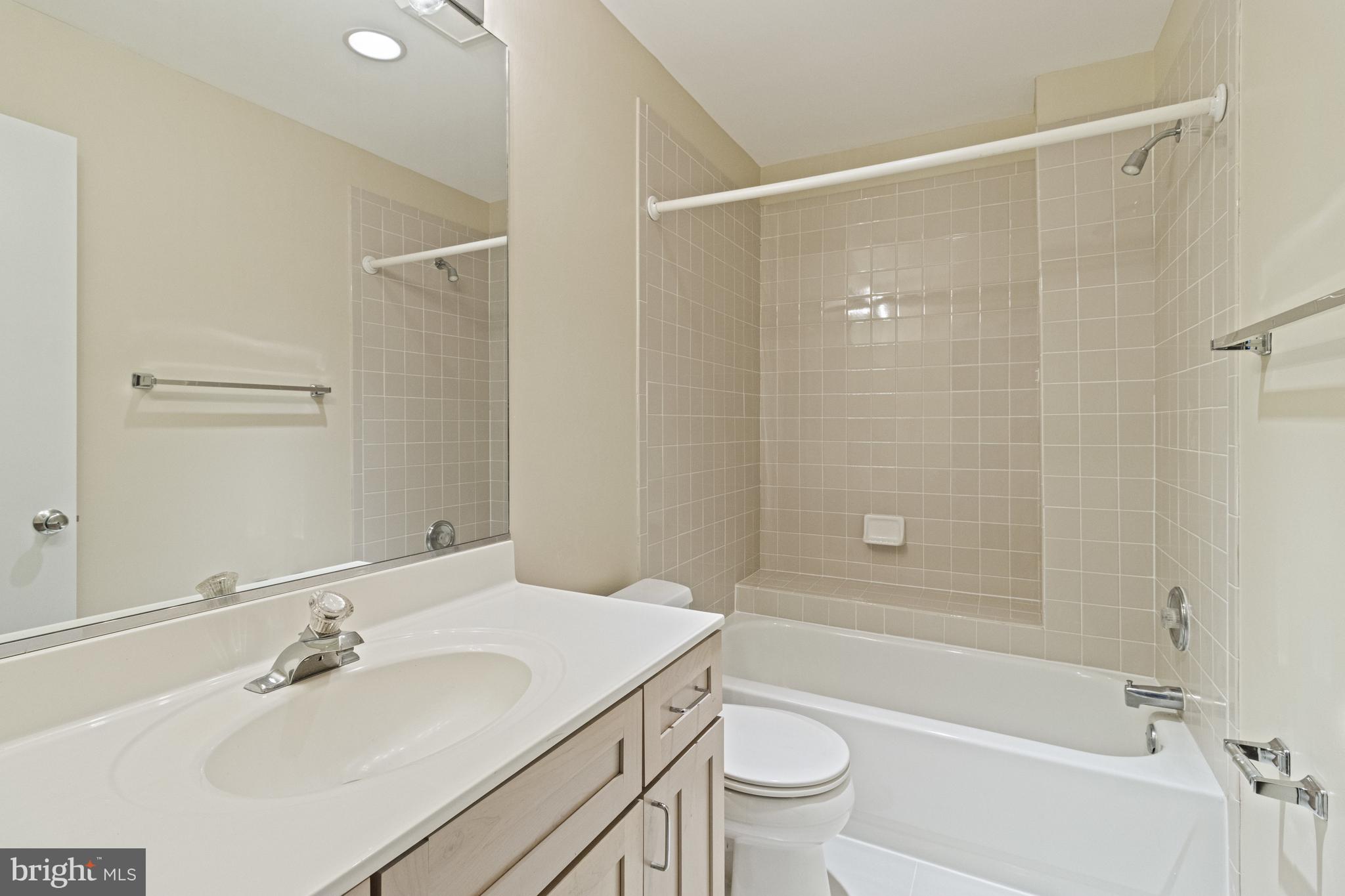 DEWEY PARK - Residential