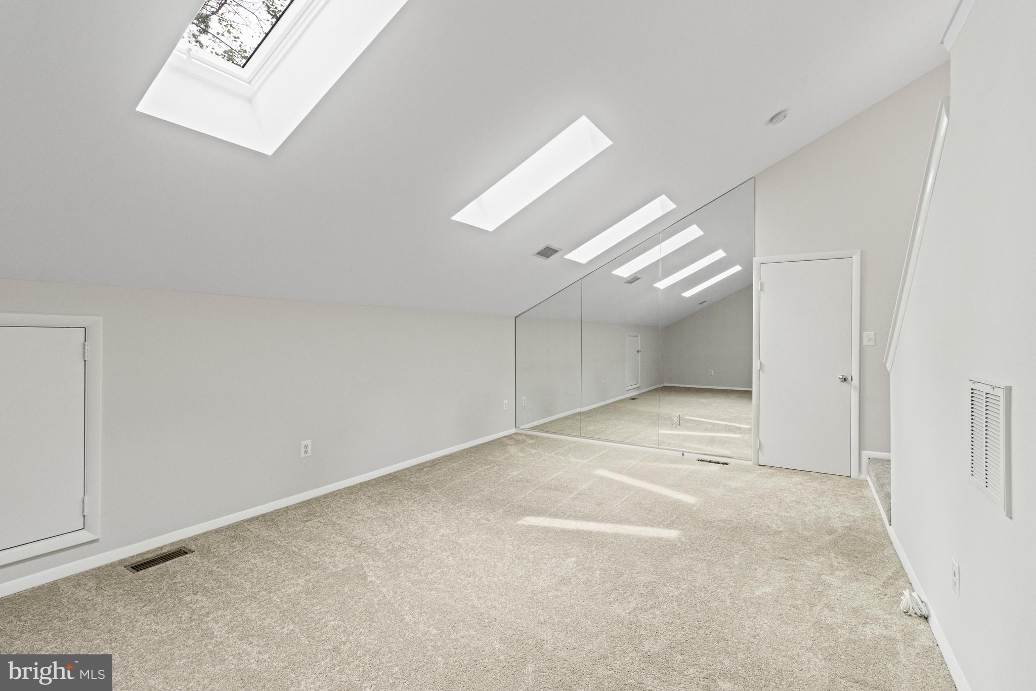 DEWEY PARK - Residential